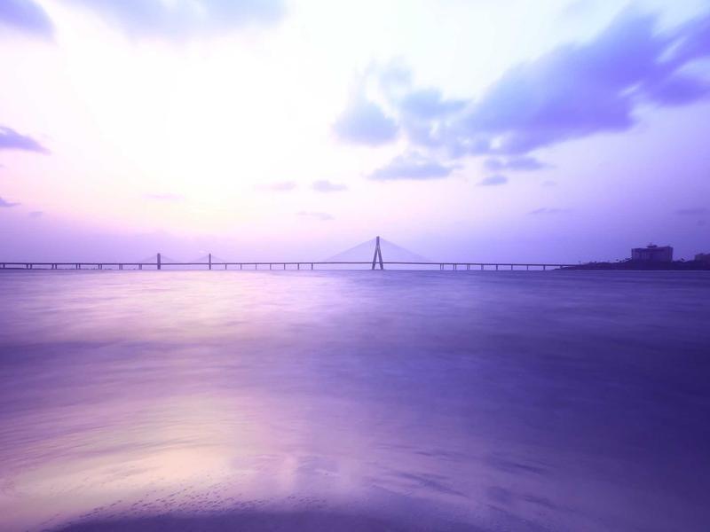 寂静岭<br>lyv4augd.cn 表里世界穿梭